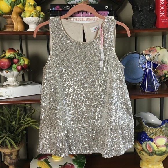 NWT Vineyard Vines Silver Sequin Peplum Top Fun and Flirty XS - Picture 2 of 3